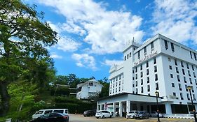 Hotel Palace Kota Kinabalu